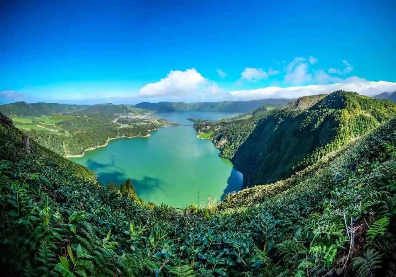 Lake Toba: The Super Volcano Lake the World Forgot